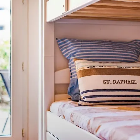 Raphael 4 Etoiles Neuf En Rez De Jardin Privatif