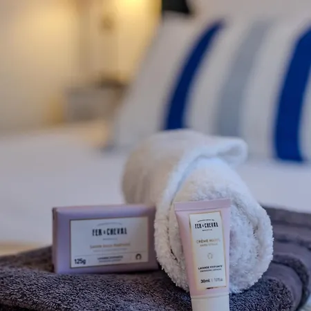 Apartment Raphael 4 Etoiles Neuf En Rez De Jardin Privatif Saint-Raphael (Var)