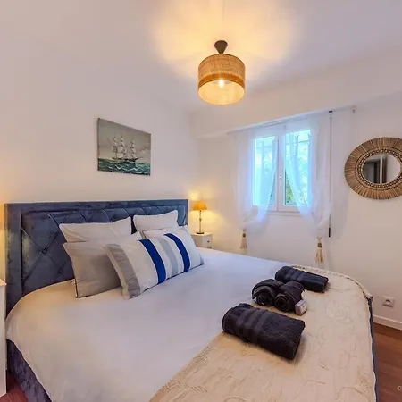 Raphael 4 Etoiles Neuf En Rez De Jardin Privatif Apartman *