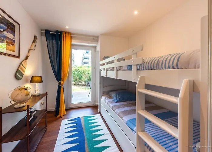 Raphael 4 Etoiles Neuf En Rez De Jardin Privatif *