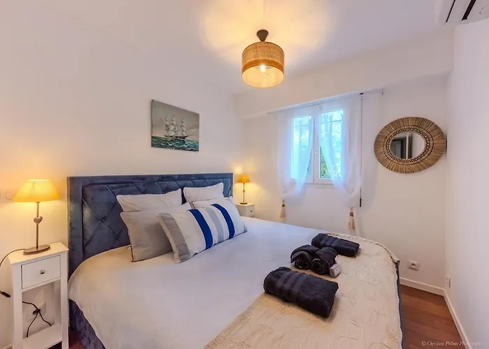 Raphael 4 Etoiles Neuf En Rez De Jardin Privatif Apartman *