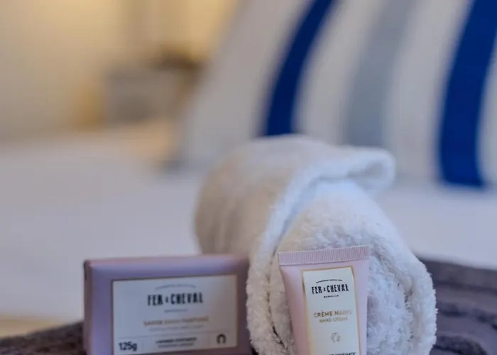 Lägenhet Raphael 4 Etoiles Neuf En Rez De Jardin Privatif Saint-Raphaël